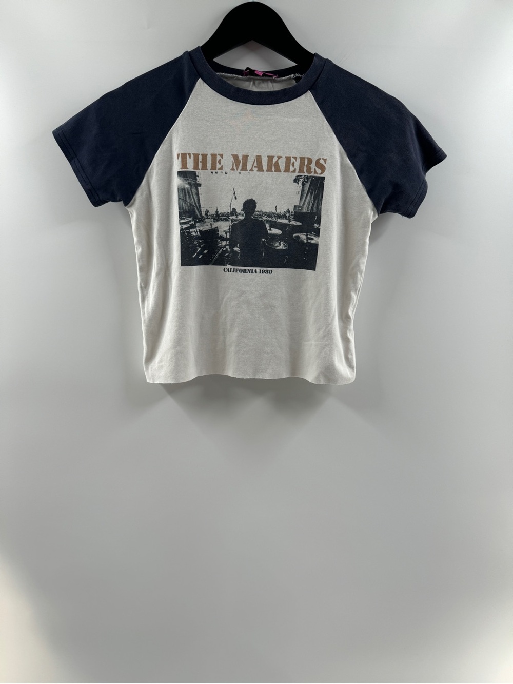 Edikted The Makers Graphic Raglan Baby Tee – Women's Medium
